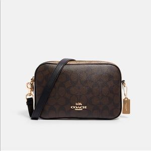 Jes Crossbody In Blocked Signature Canvas